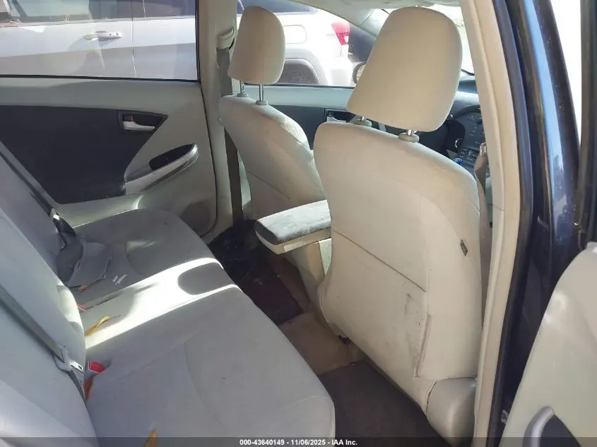 2011 TOYOTA PRIUS TWO