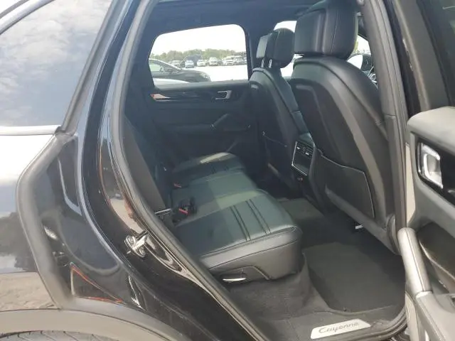 2019 PORSCHE CAYENNE   