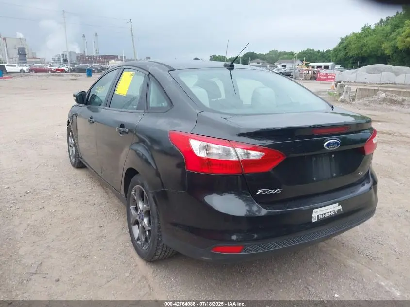 2013 FORD FOCUS SE