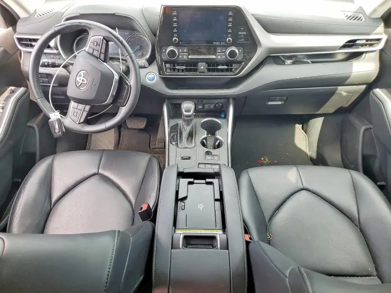 2021 TOYOTA HIGHLANDER HYBRID XLE  