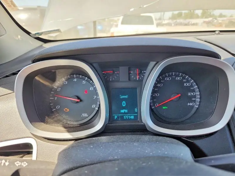 2011 CHEVROLET EQUINOX LT  