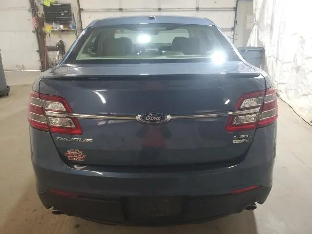 2018 FORD TAURUS SEL  