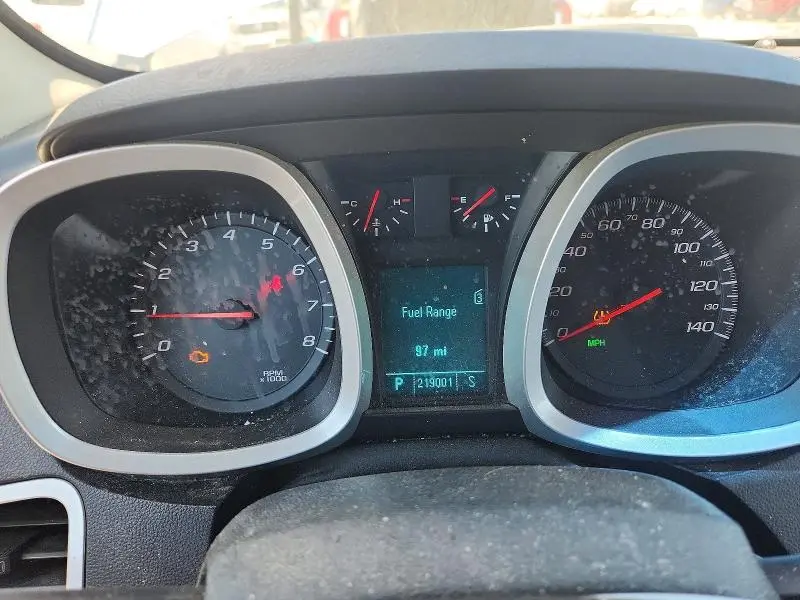 2011 CHEVROLET EQUINOX LT  