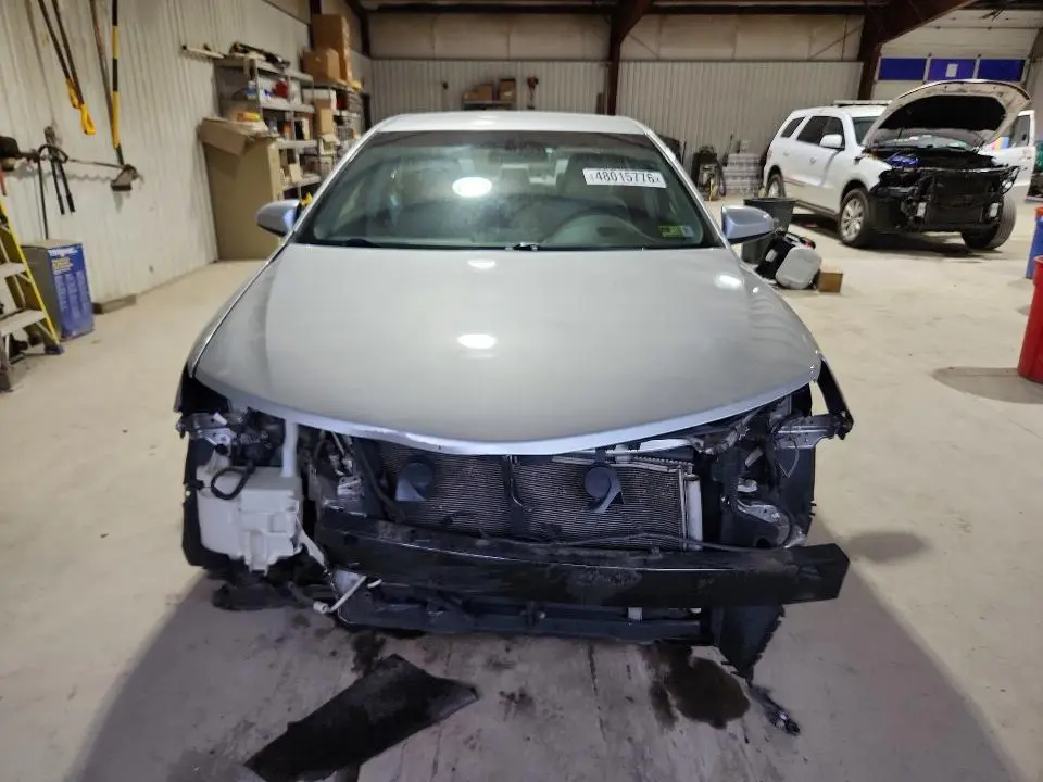 2013 TOYOTA CAMRY LE  