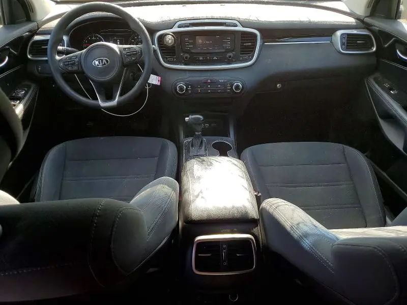 2016 KIA SORENTO LX V6  