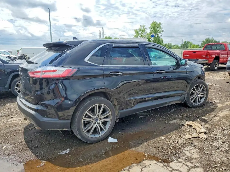 2022 FORD EDGE TITANIUM  