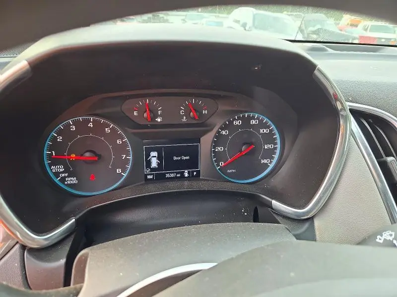 2021 CHEVROLET EQUINOX LS  