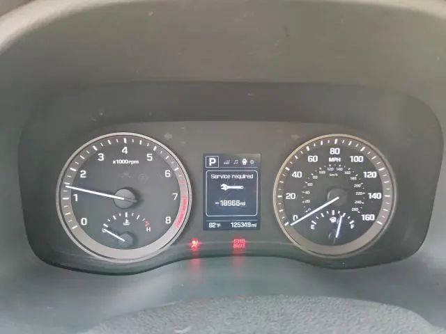 2018 HYUNDAI TUCSON SE  