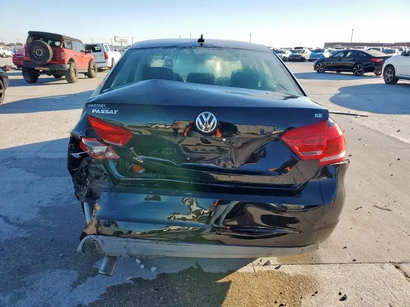 2013 VOLKSWAGEN PASSAT SE  