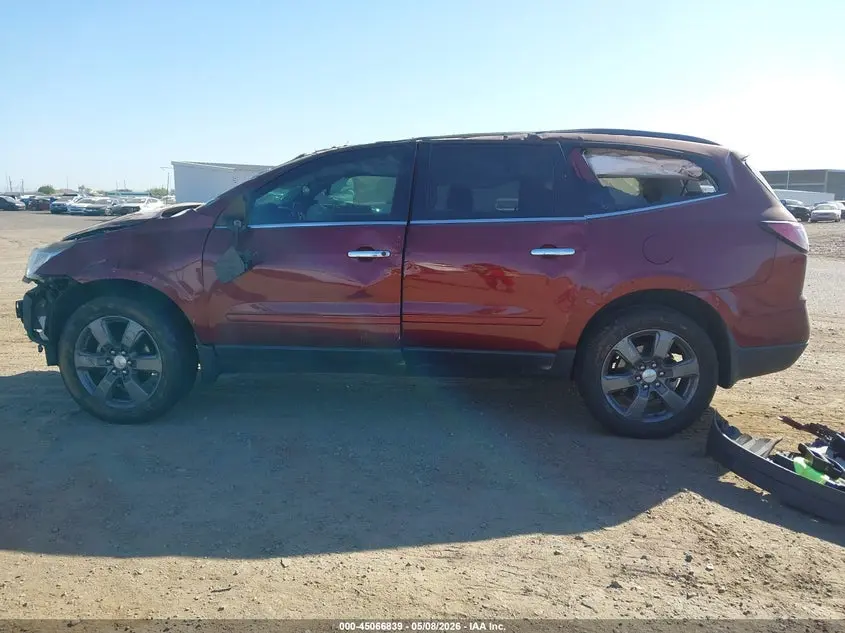 2017 CHEVROLET TRAVERSE 2LT