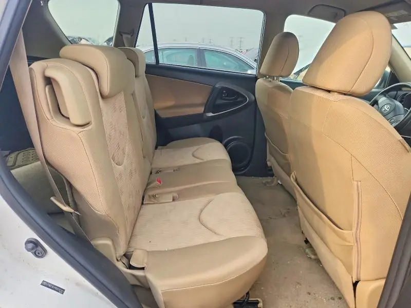 2011 TOYOTA RAV4 BASE  