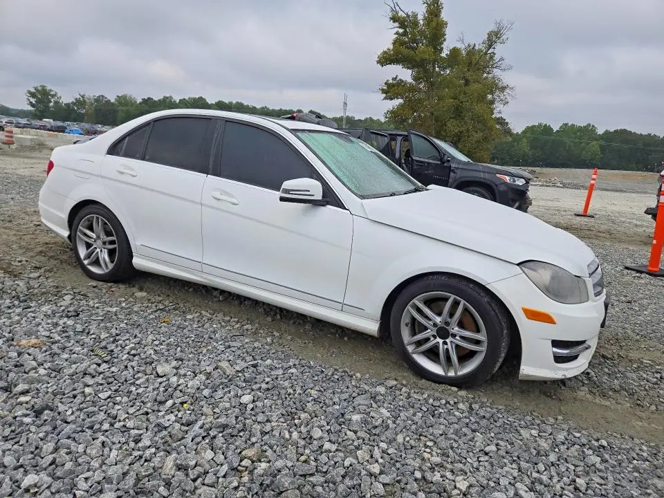 2013 MERCEDES-BENZ C 300 4MATIC  