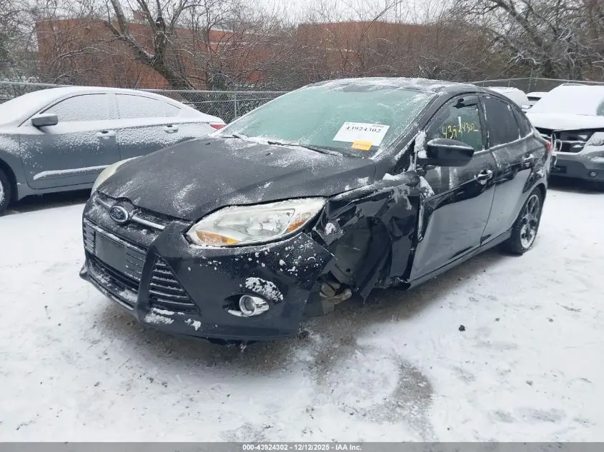 2012 FORD FOCUS SE