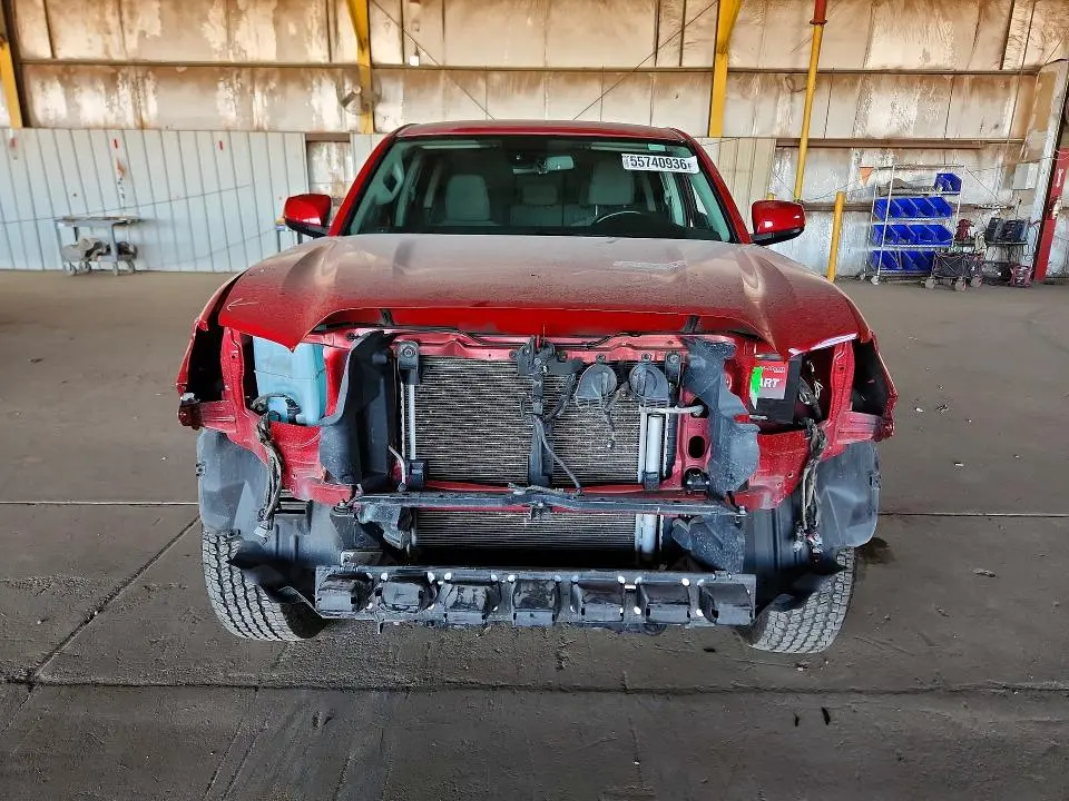 2022 TOYOTA TACOMA SR5 V6  