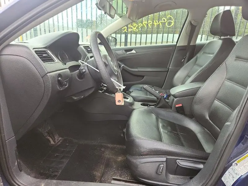 2014 VOLKSWAGEN JETTA SE  