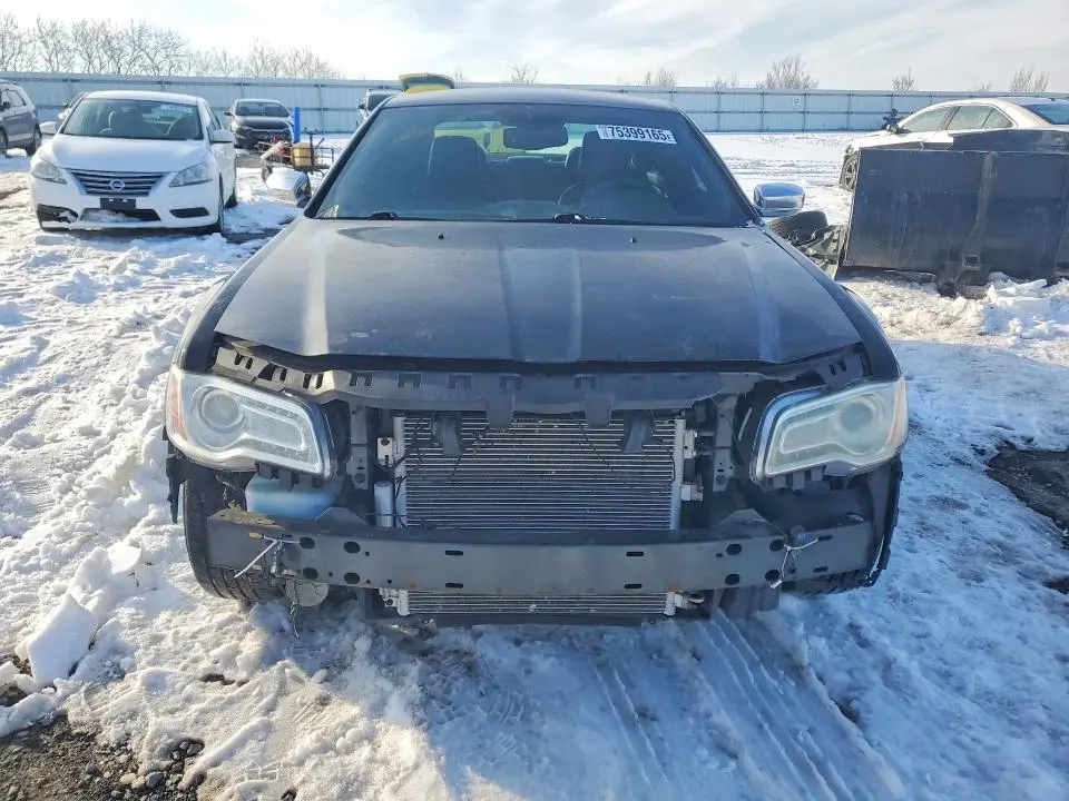 2011 CHRYSLER 300 LIMITED  
