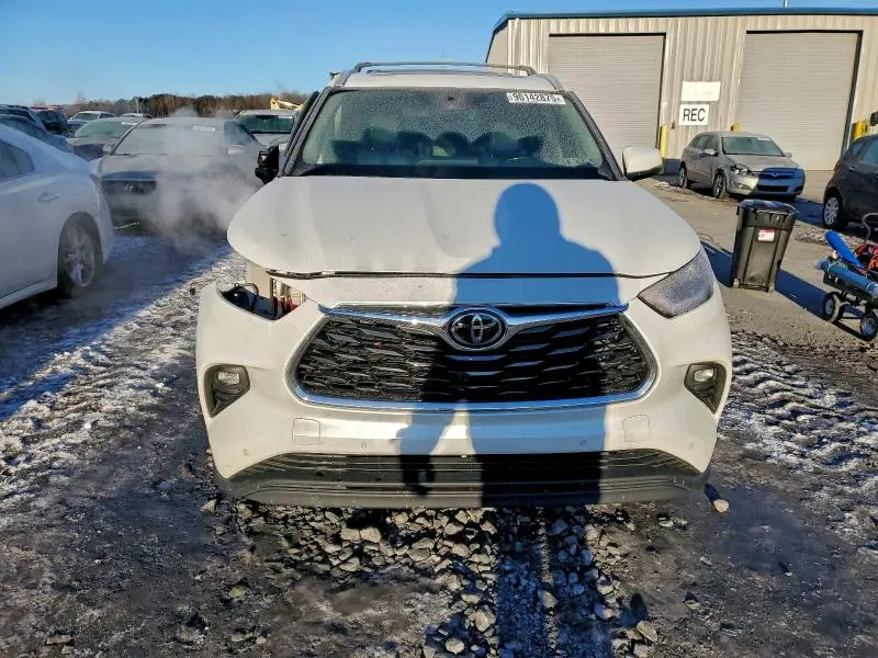 2020 TOYOTA HIGHLANDER LIMITED  