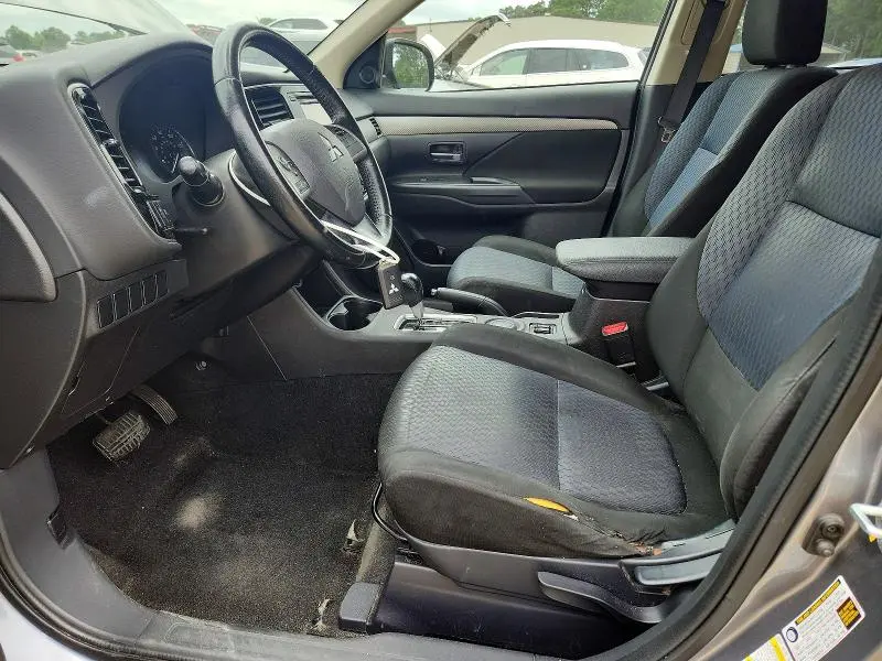 2014 MITSUBISHI OUTLANDER SE  