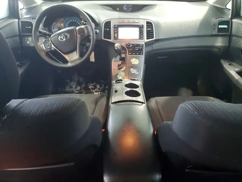 2013 TOYOTA VENZA LE  