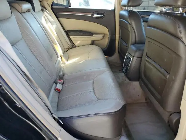 2012 CHRYSLER 300C LUXURY  