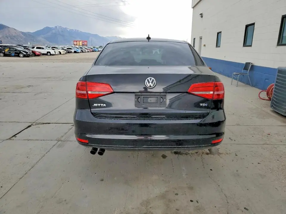 2015 VOLKSWAGEN JETTA TDI  