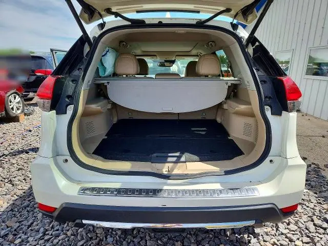 2017 NISSAN ROGUE SL  