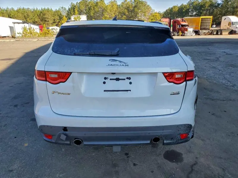 2017 JAGUAR F-PACE PREMIUM  