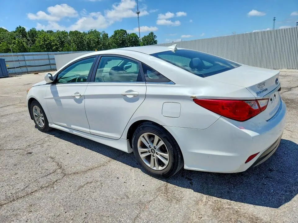 2014 HYUNDAI SONATA GLS  