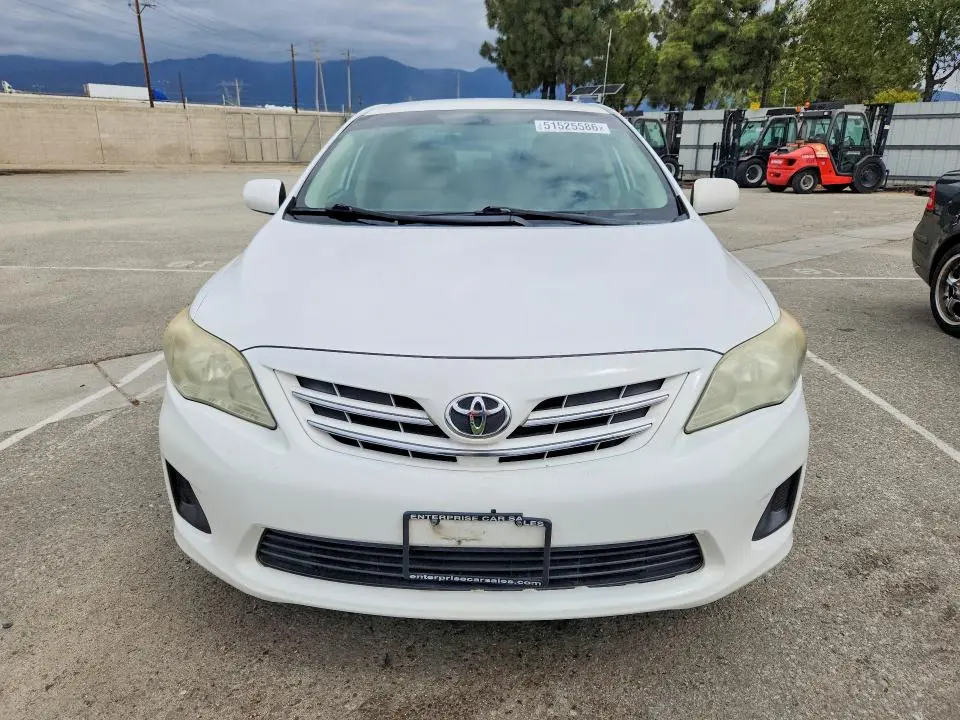 2013 TOYOTA COROLLA LE  
