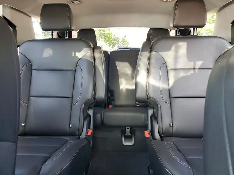 2020 CHEVROLET TRAVERSE LT  