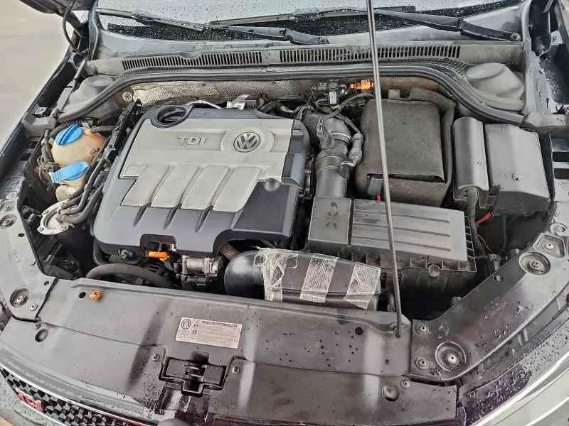 2011 VOLKSWAGEN JETTA TDI  