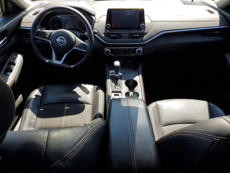 2020 NISSAN ALTIMA SR  