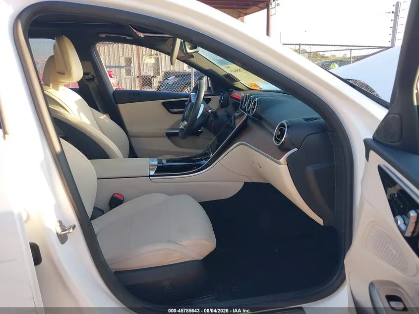 2024 MERCEDES-BENZ C 300  