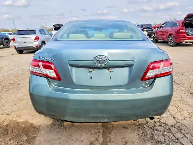 2010 TOYOTA CAMRY LE  