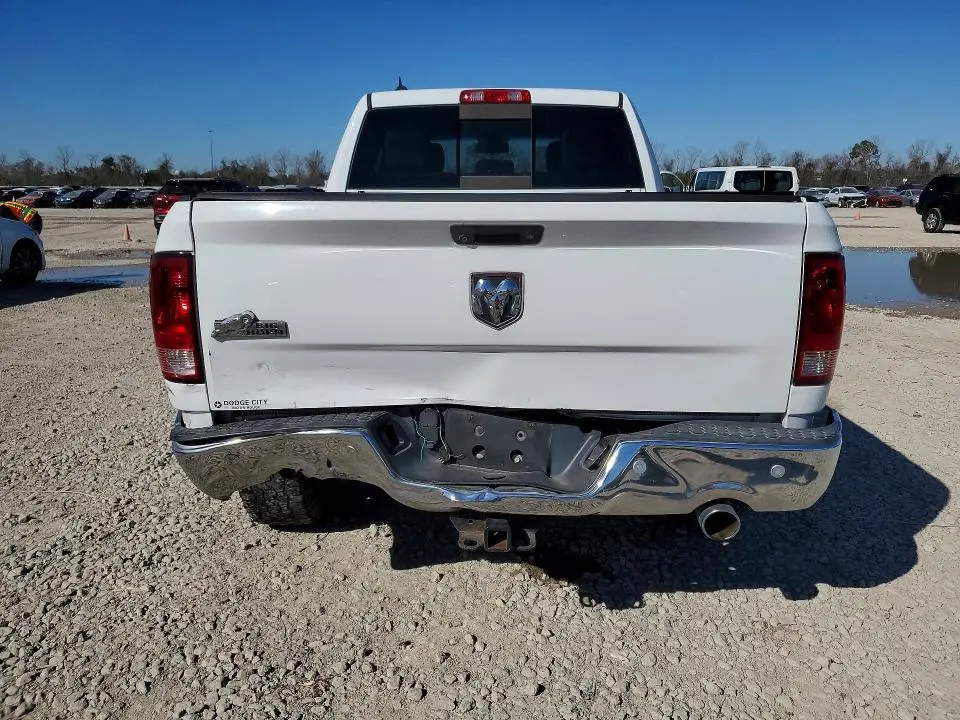 2014 RAM 1500 SLT  