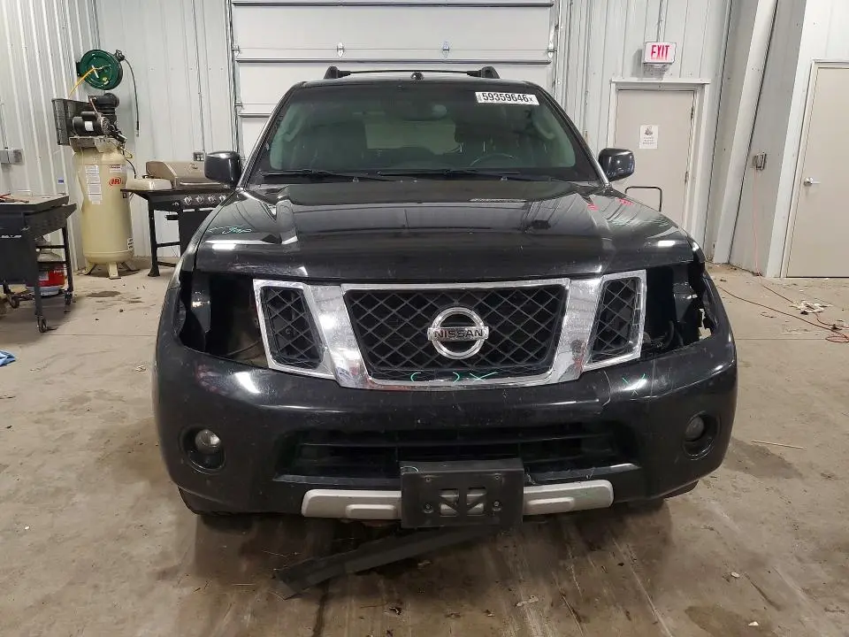 2011 NISSAN PATHFINDER S  