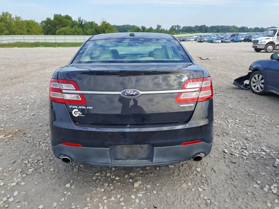 2013 FORD TAURUS SE  