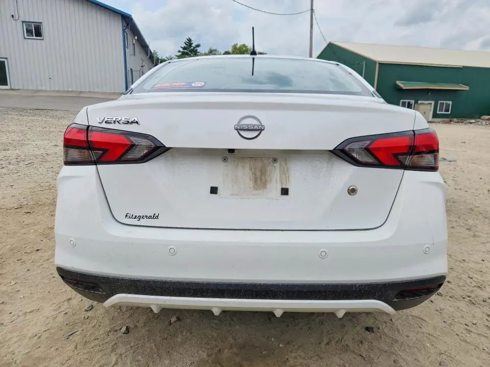 2024 NISSAN VERSA S  
