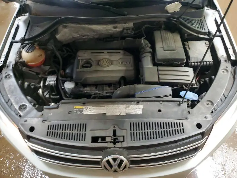 2013 VOLKSWAGEN TIGUAN S  