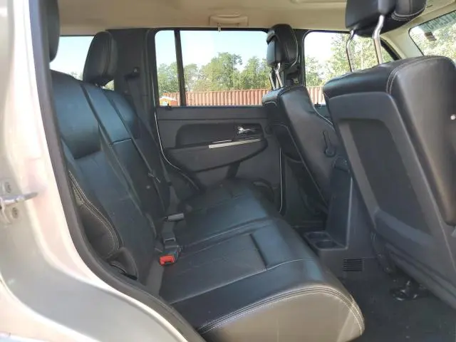 2012 JEEP LIBERTY JET  