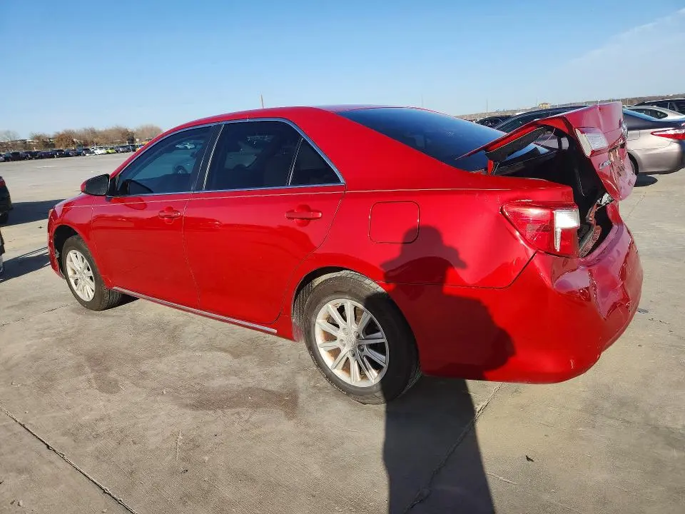 2012 TOYOTA CAMRY LE  