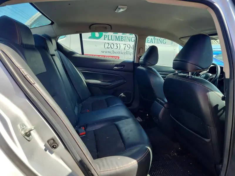 2020 NISSAN ALTIMA SR  