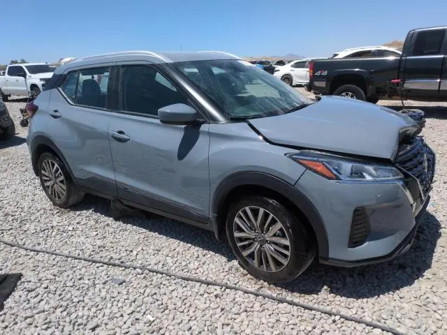 2024 NISSAN KICKS SV  