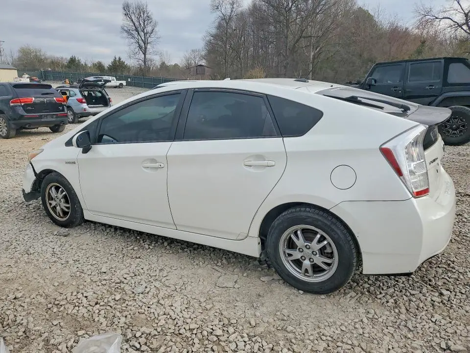 2011 TOYOTA PRIUS   