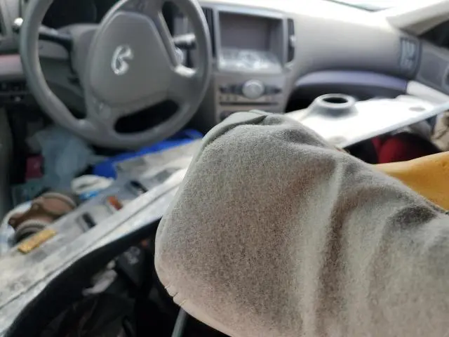 2013 INFINITI G37 BASE  