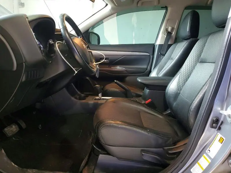 2015 MITSUBISHI OUTLANDER SE  