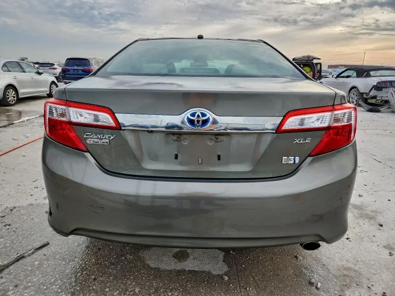 2012 TOYOTA CAMRY HYBRID  