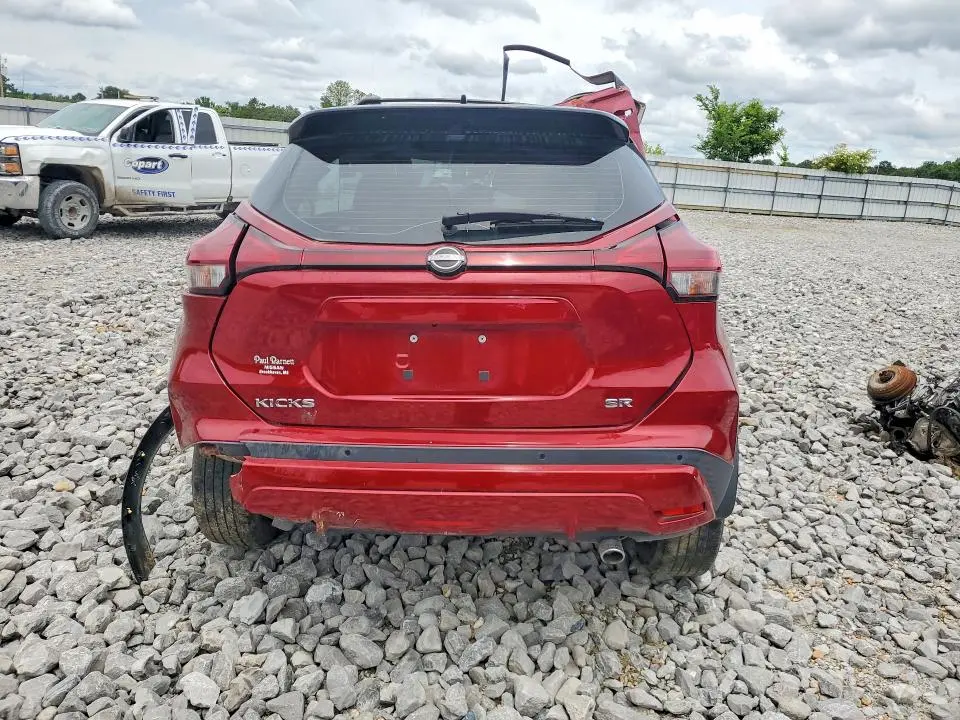 2022 NISSAN KICKS SR  