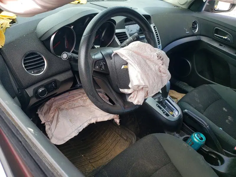 2011 CHEVROLET CRUZE LT  