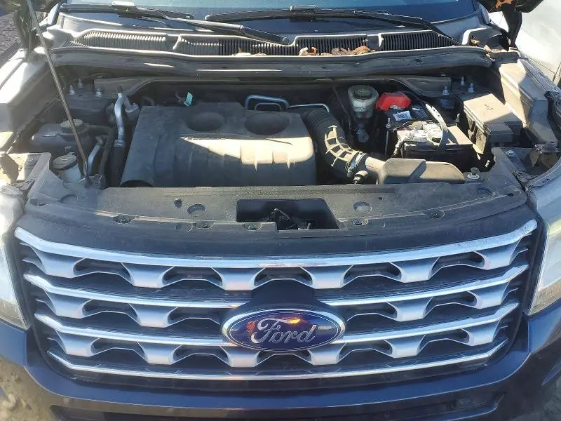2017 FORD EXPLORER XLT  